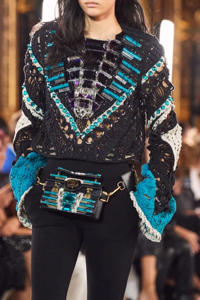 Look 201
